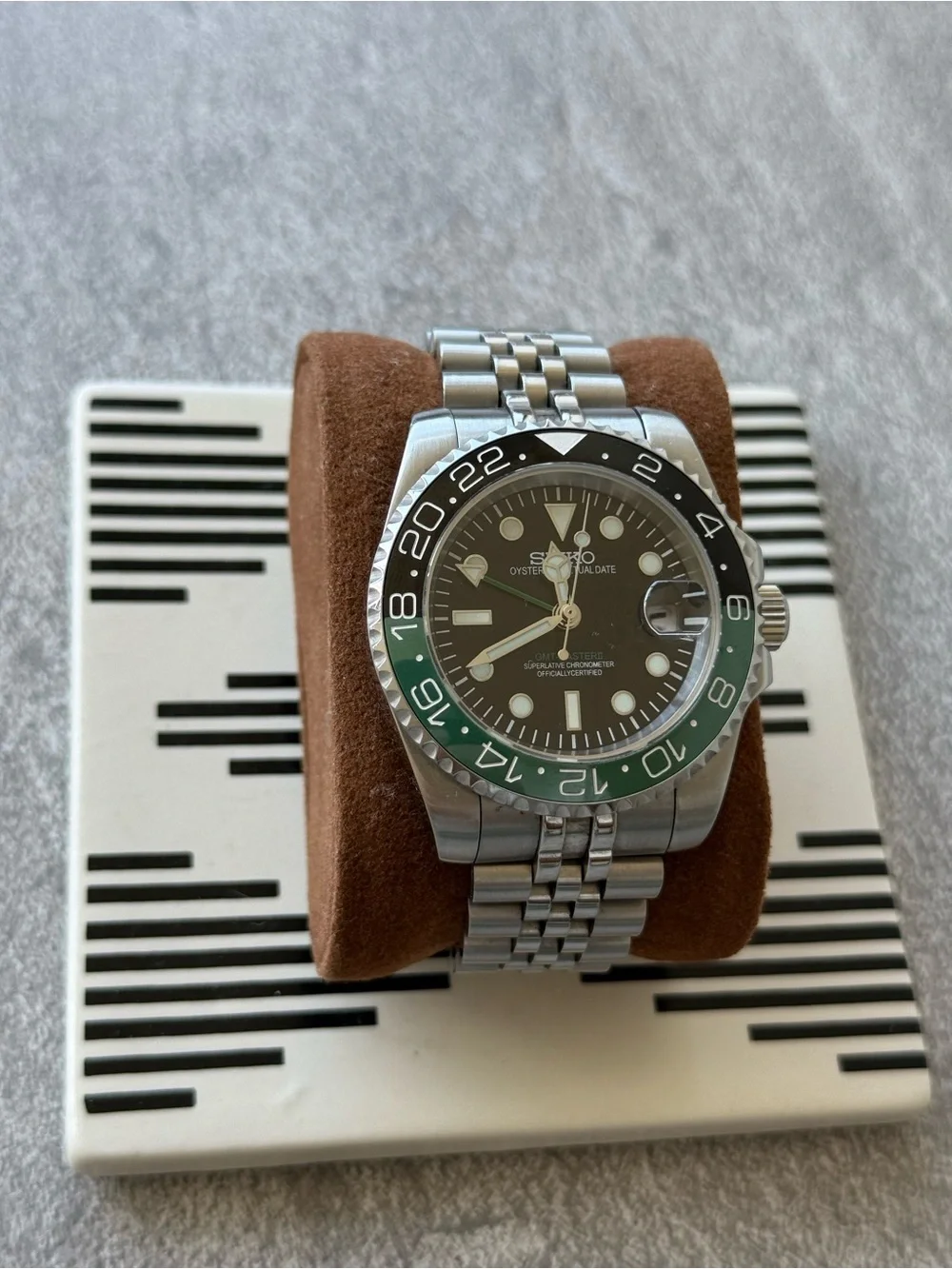 Seiko GMT Automatic Green/Black - Custom Build